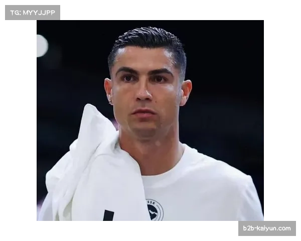 C罗40岁高龄保持高效进球 领跑沙特联射手榜 C罗40岁高龄保持高效进球 领跑沙特联射手榜